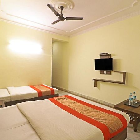 Silver Shine New Delhi - Comfort Stay Bagian luar foto