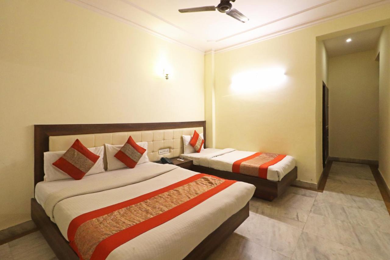 Silver Shine New Delhi - Comfort Stay Bagian luar foto