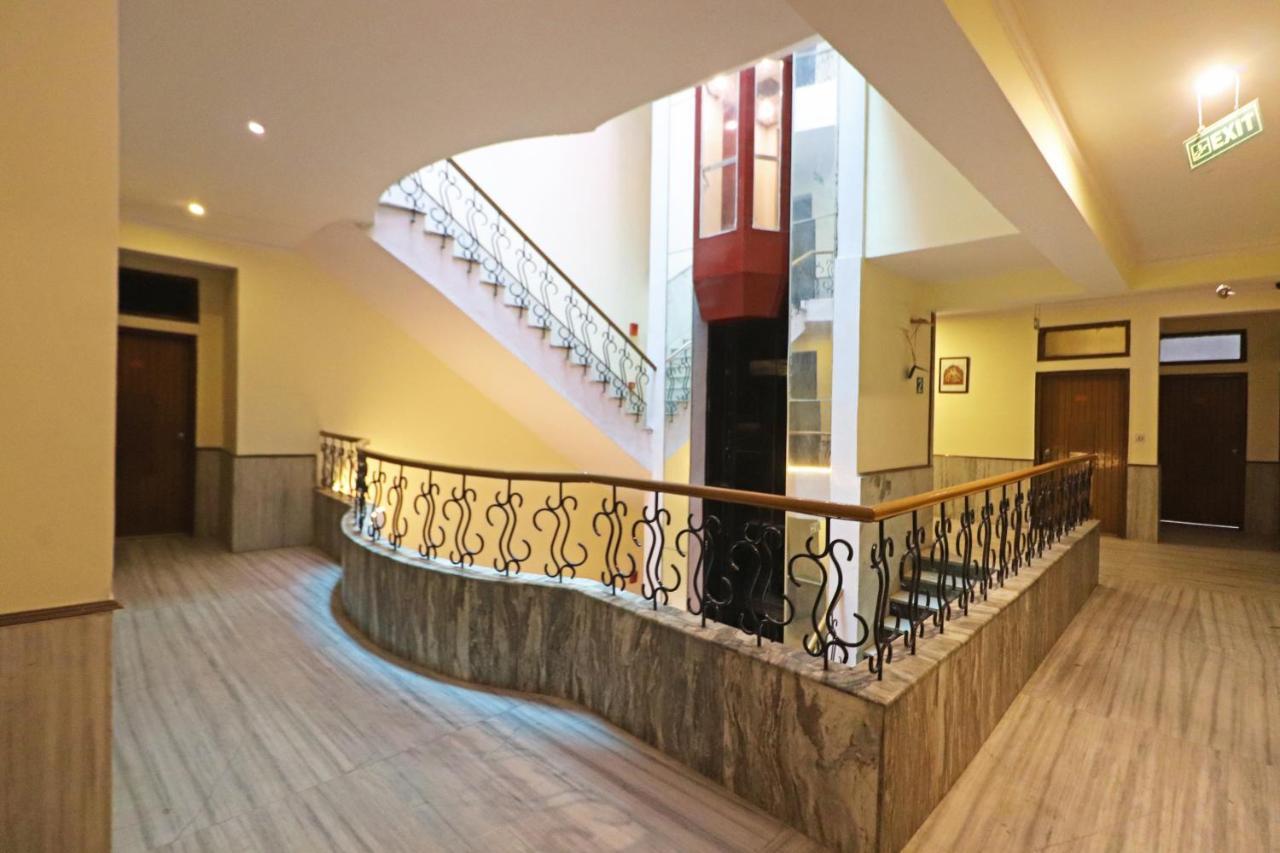 Silver Shine New Delhi - Comfort Stay Bagian luar foto