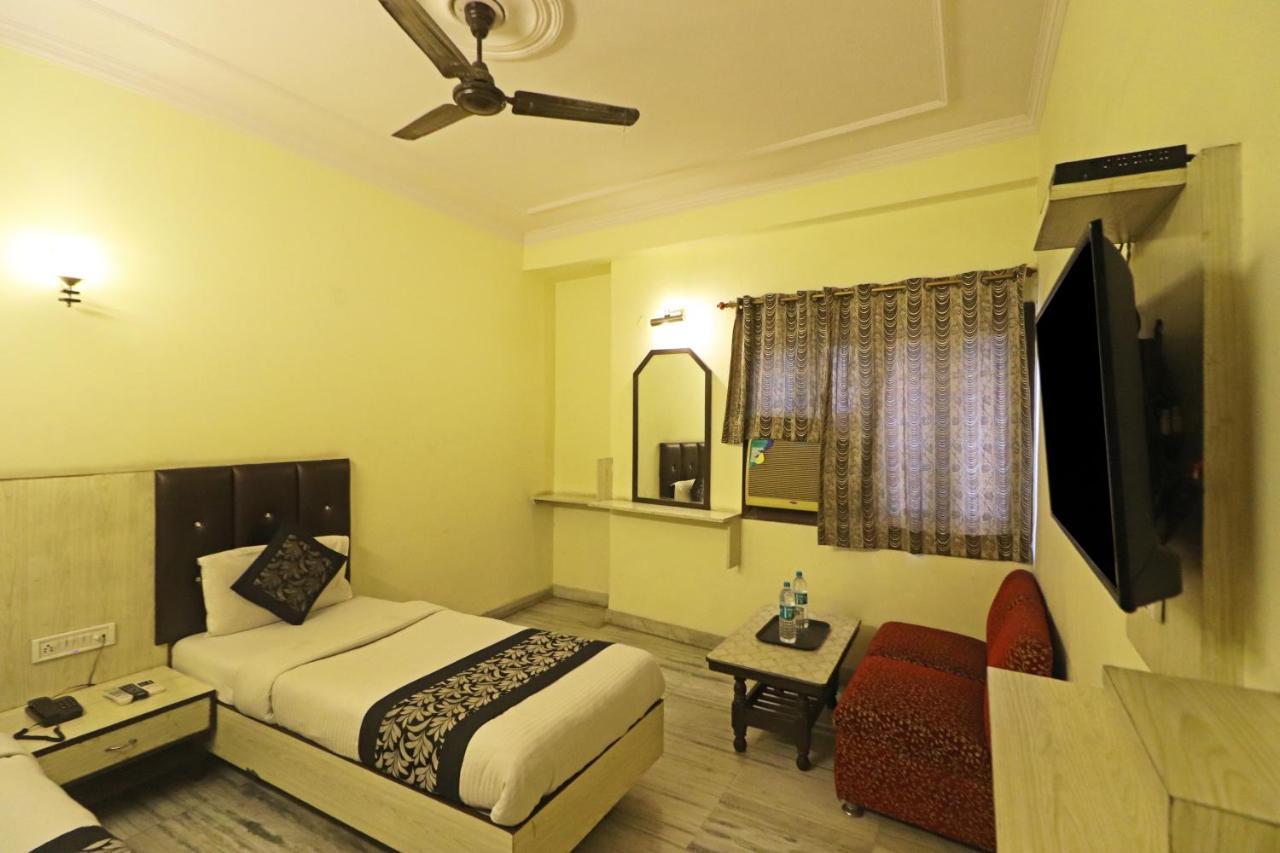 Silver Shine New Delhi - Comfort Stay Bagian luar foto