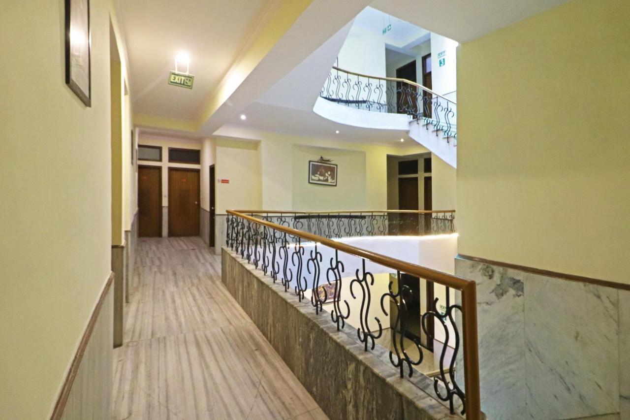 Silver Shine New Delhi - Comfort Stay Bagian luar foto