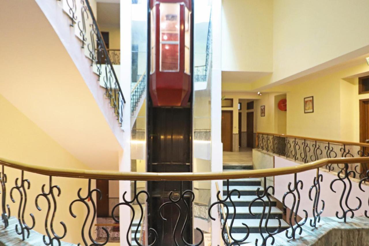 Silver Shine New Delhi - Comfort Stay Bagian luar foto