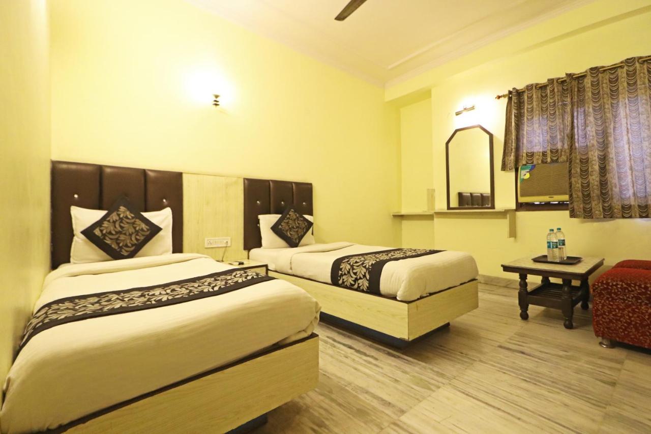 Silver Shine New Delhi - Comfort Stay Bagian luar foto