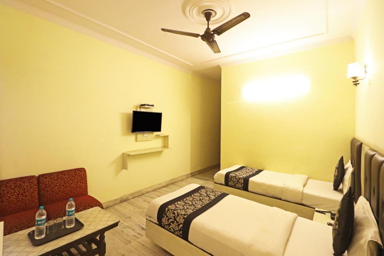Silver Shine New Delhi - Comfort Stay Bagian luar foto