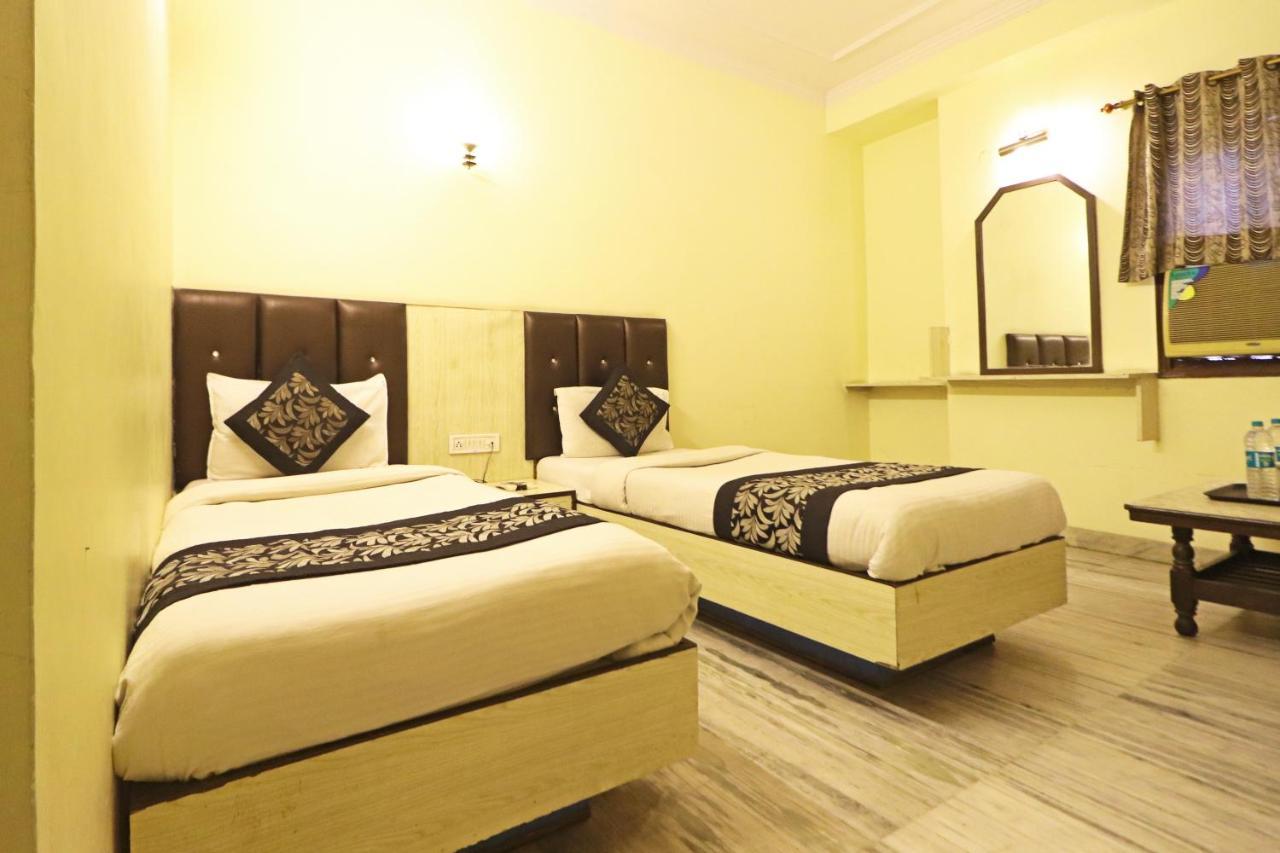 Silver Shine New Delhi - Comfort Stay Bagian luar foto