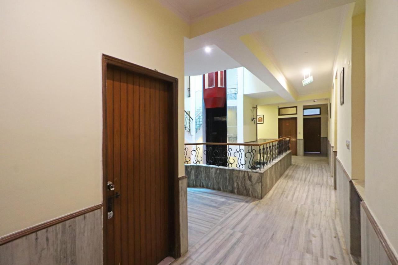 Silver Shine New Delhi - Comfort Stay Bagian luar foto