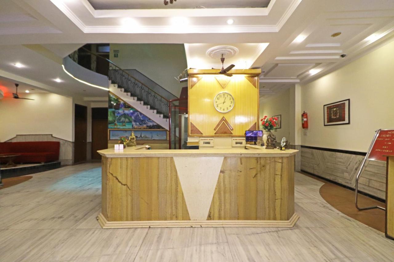 Silver Shine New Delhi - Comfort Stay Bagian luar foto