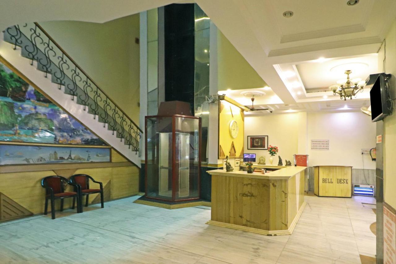 Silver Shine New Delhi - Comfort Stay Bagian luar foto