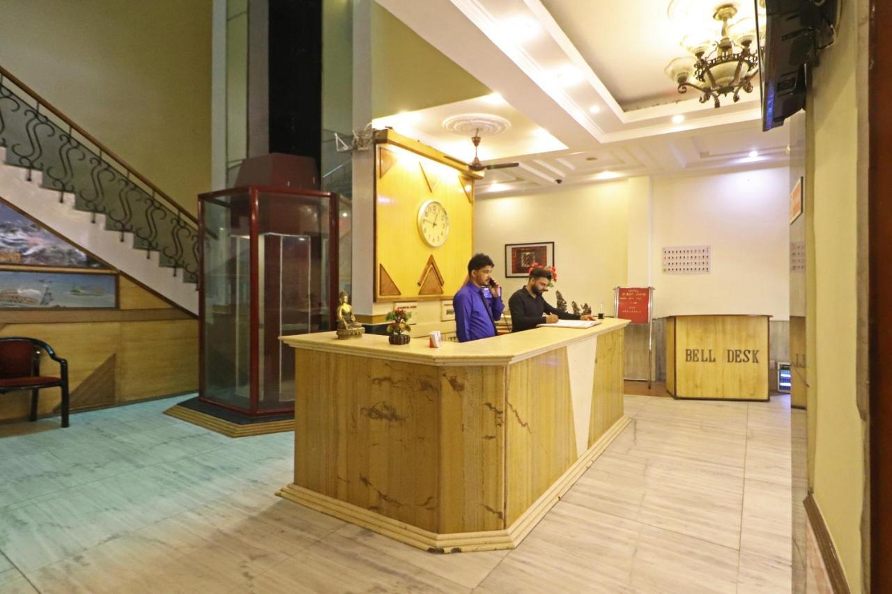 Silver Shine New Delhi - Comfort Stay Bagian luar foto