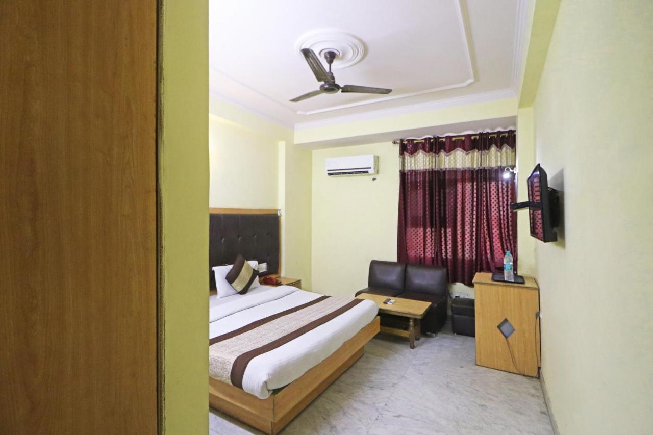 Silver Shine New Delhi - Comfort Stay Bagian luar foto
