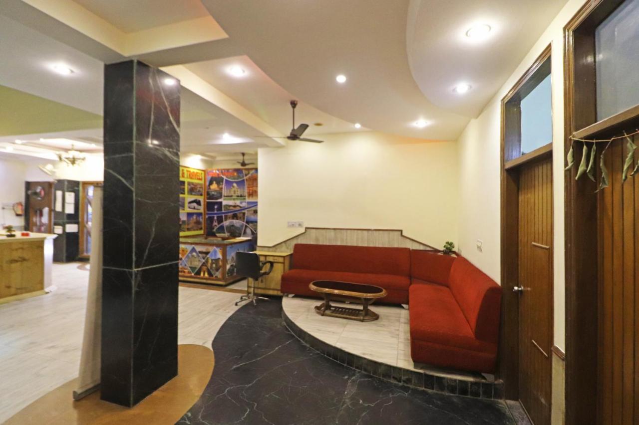 Silver Shine New Delhi - Comfort Stay Bagian luar foto