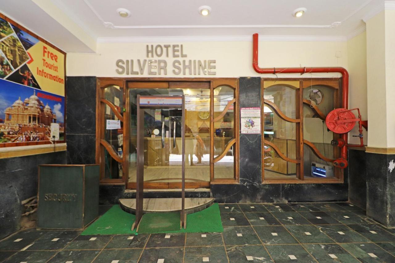 Silver Shine New Delhi - Comfort Stay Bagian luar foto