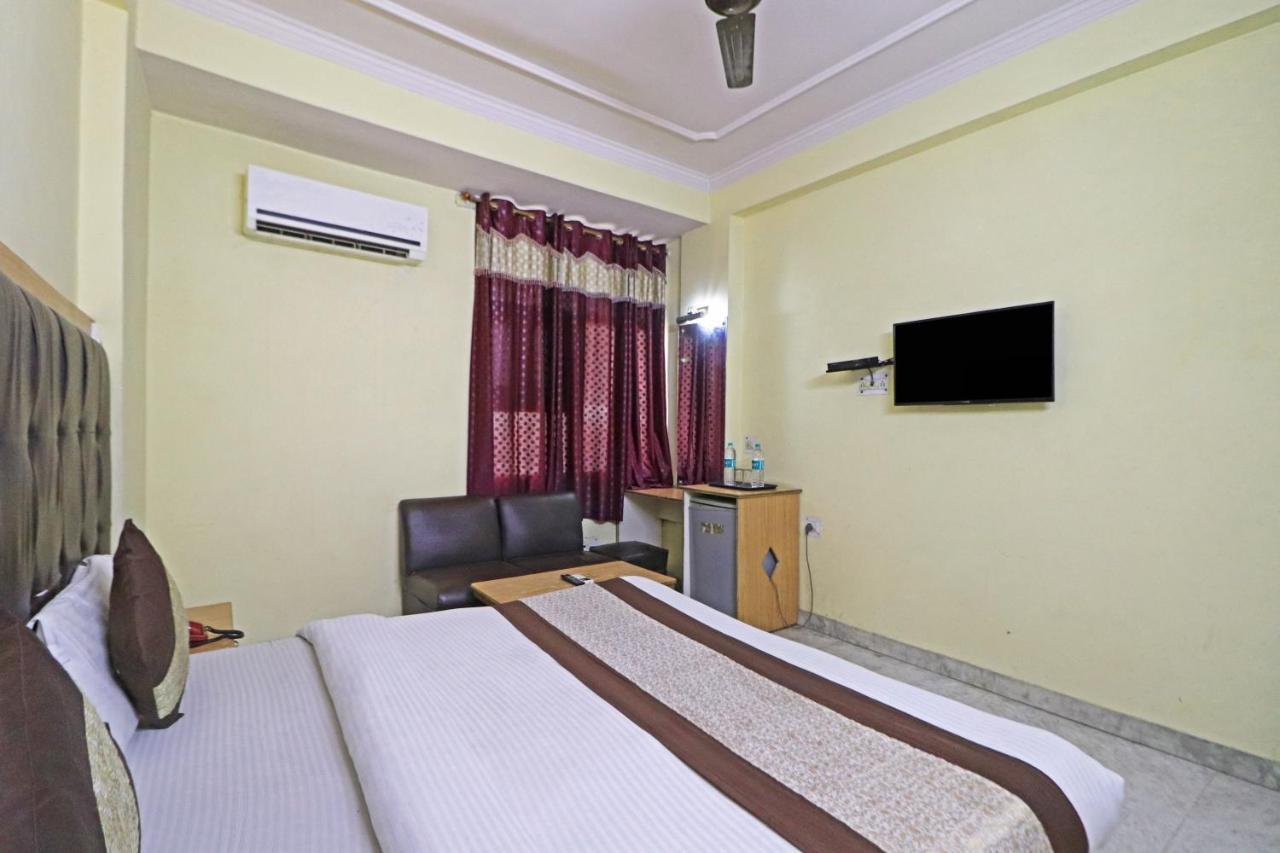 Silver Shine New Delhi - Comfort Stay Bagian luar foto